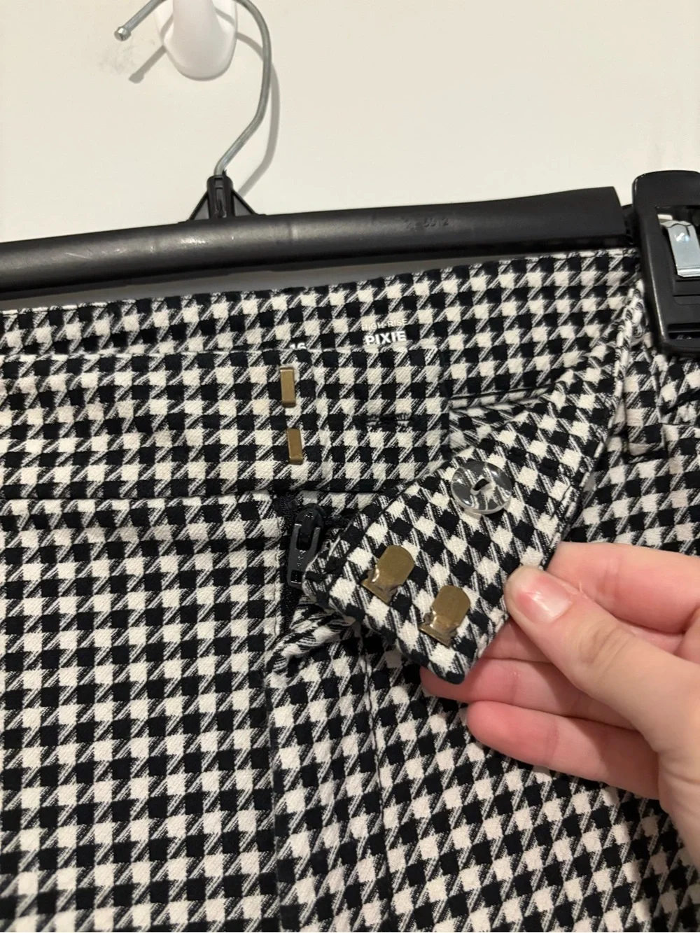 Old Navy Pixie High Rise Ankle Pants Houndstooth black white size 16 Petite